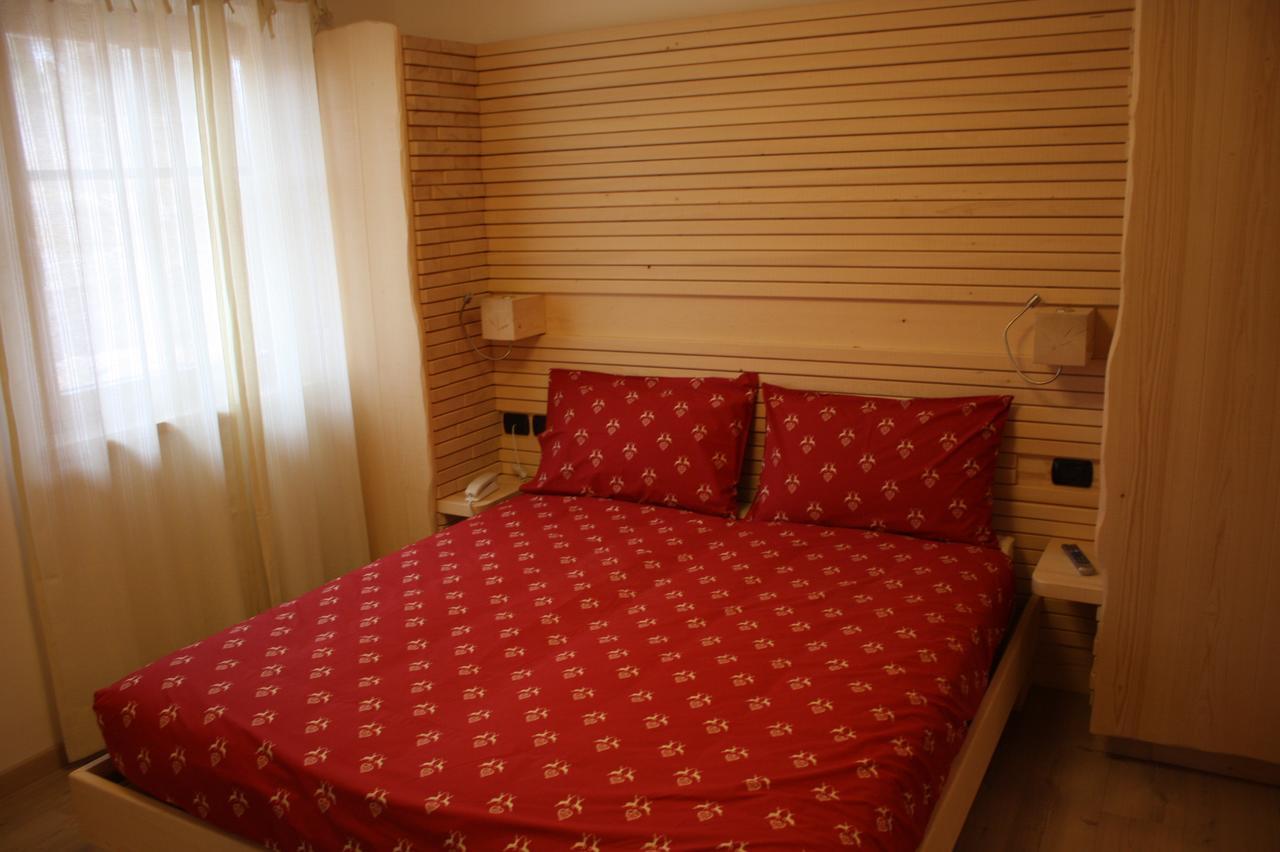 Agriturismo Pianrestel Cavalese Buitenkant foto